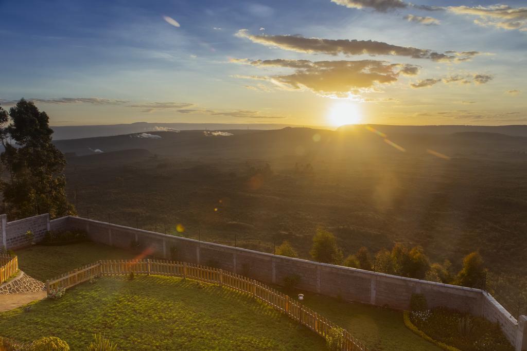 Sheerdrop Country Home Накуру Экстерьер фото